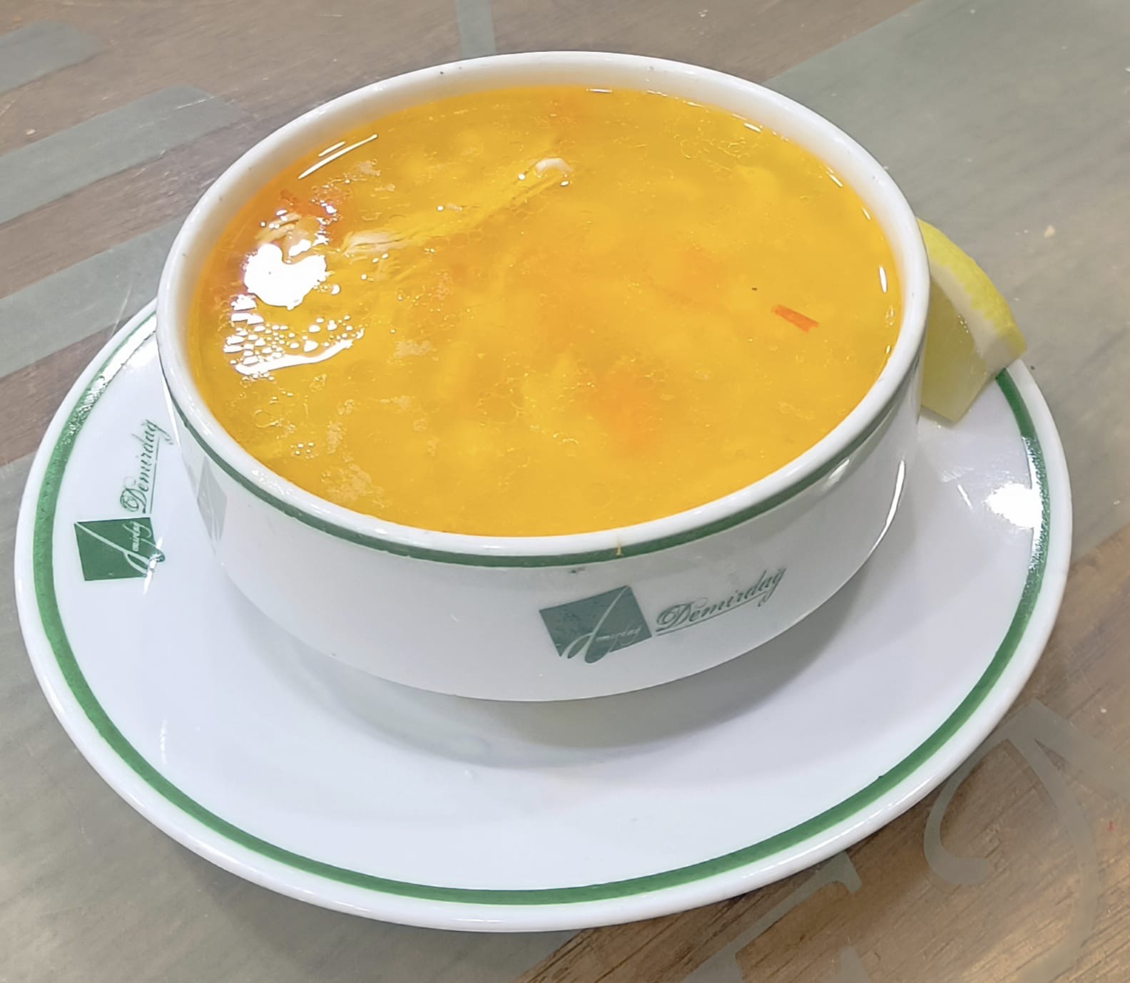 Tavuk Suyu Çorbası